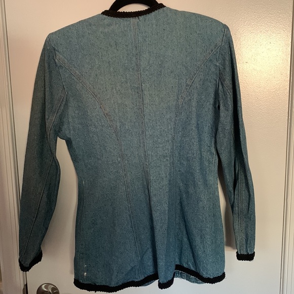 💗Detailed denim Jean jacket - Picture 4 of 5